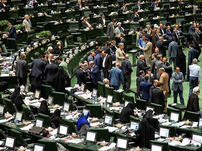 Over 14,000 candidates approved for Iran's parliamentary elections