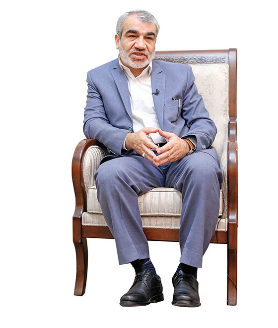 فقط نظر مراجع چهارگانه در احراز صلاحیتها ملاک نیست فقط نظر مراجع چهارگانه در احراز صلاحیتها ملاک نیست