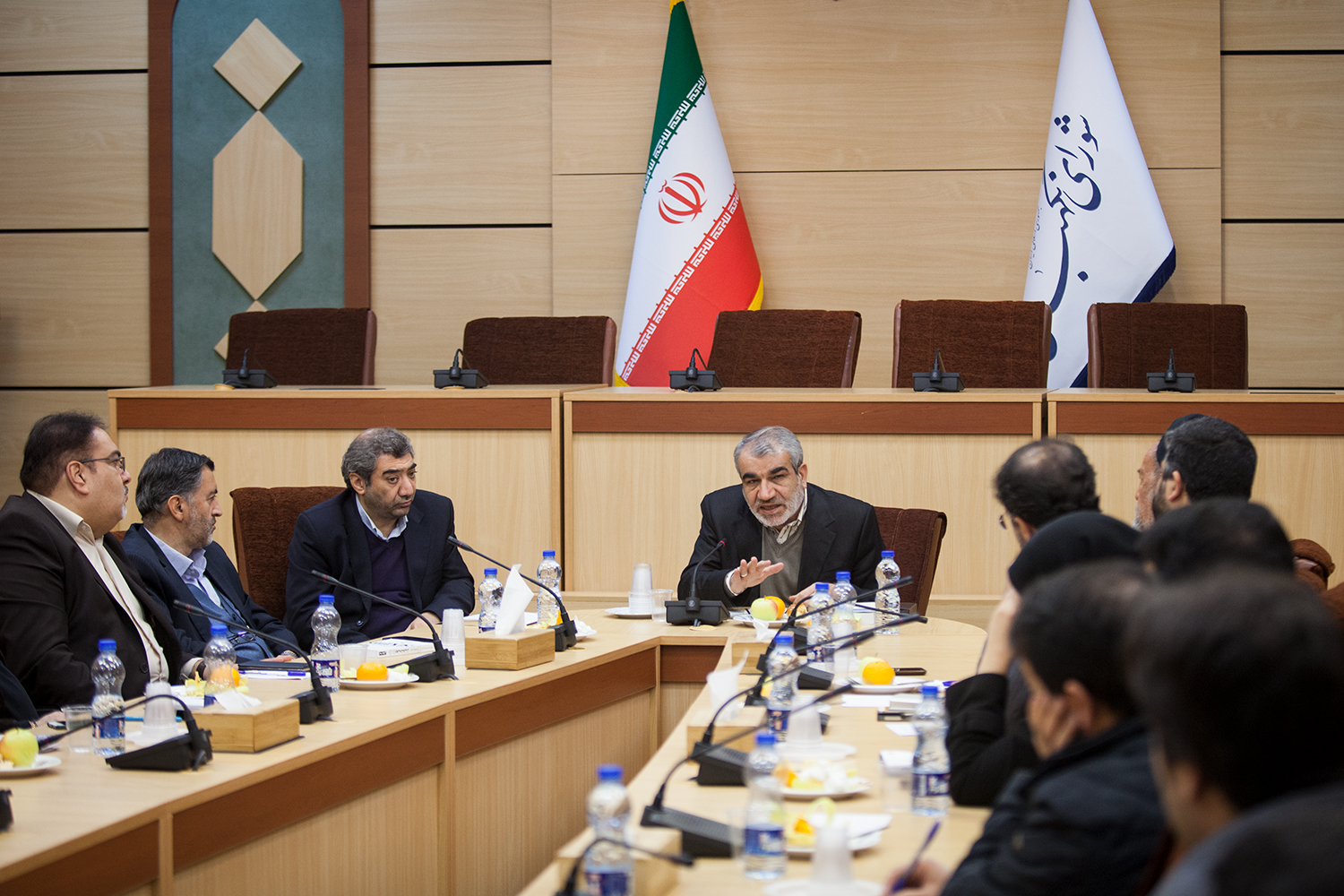 انتقاد از کدخدایی و شورای نگهبان ضدیت با نظام نیست/ علت ردصلاحیت کاندیداها به خودشان اعلام میشود انتقاد از کدخدایی و شورای نگهبان ضدیت با نظام نیست/ علت ردصلاحیت کاندیداها به خودشان اعلام میشود
