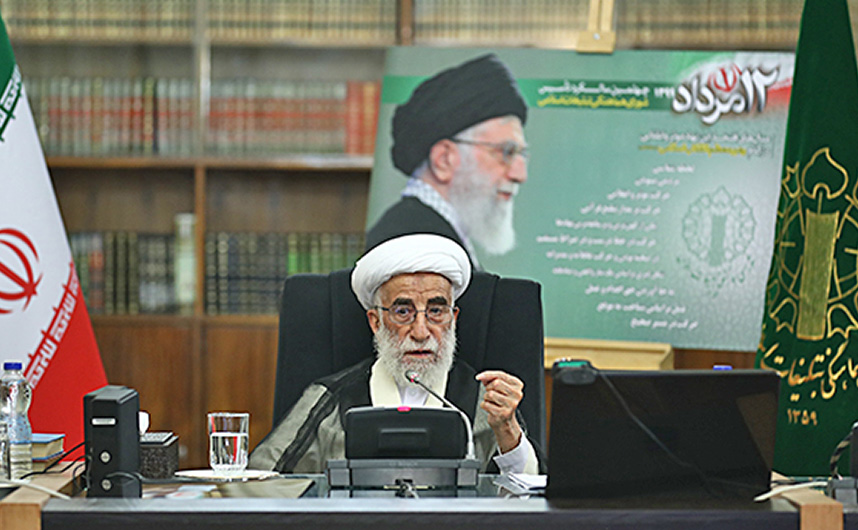 شورای هماهنگی تبلیغات اسلامی با روحیه انقلابی کارهای بزرگی را انجام داده است