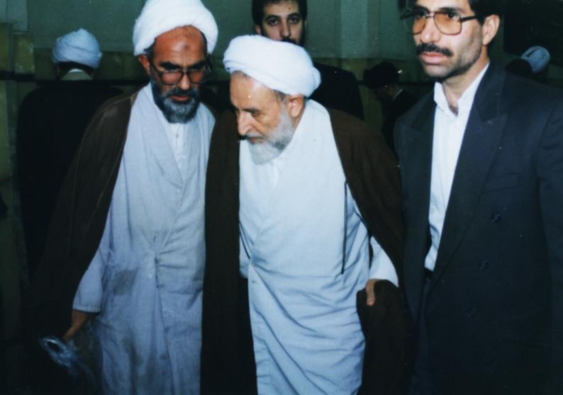 روایت آیت‌الله یزدی از خلع شاه توسط جامعه مدرسین
