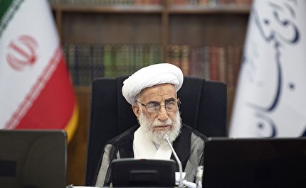 قوه قضائیه در تحقق عدالت نقش تعیین کننده‌ای دارد/ تقدیر آیت‌الله جنتی از زحمات رئیس قوه قضائيه و اقدامات دستگاه قضا