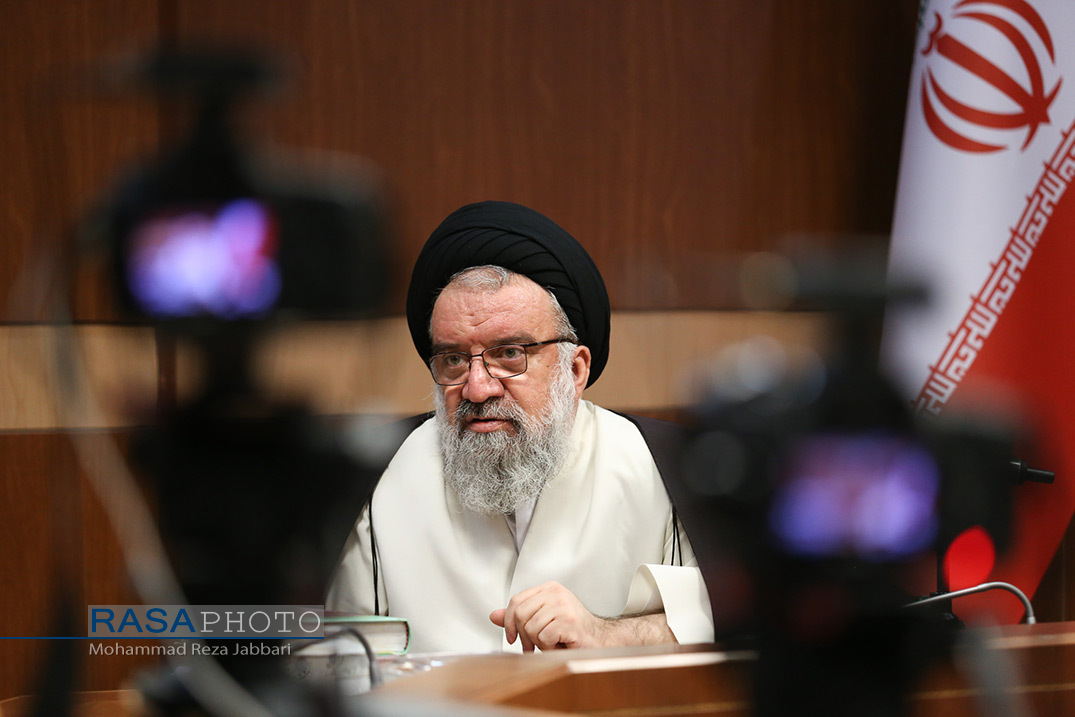 مجلس خبرگان از آغاز تا کنون به‌خوبی وظایف قانونی خود را دنبال کرده است