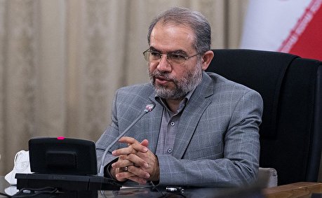 یادداشت دکتر ره‌پیک درباره قانون اساسی