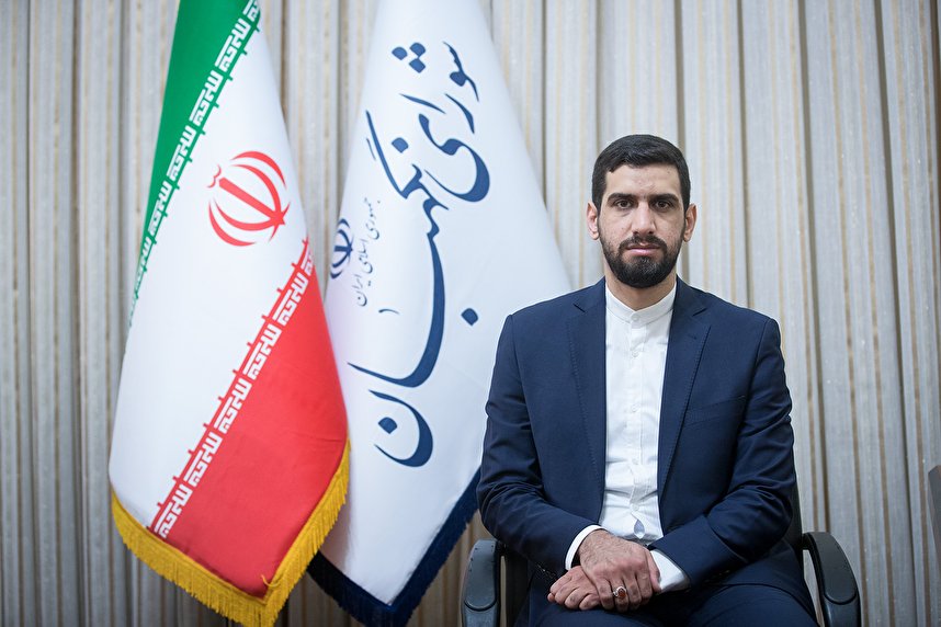 مهمترین ویژگیهای قانون اساسی؛ از ساختار سازی برای تحقق مردم سالاری دینی تا توجه به ابعاد مختلف زندگی مهمترین ویژگیهای قانون اساسی؛ از ساختار سازی برای تحقق مردم سالاری دینی تا توجه به ابعاد مختلف زندگی