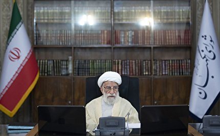 توصیه آیت‌الله جنتی به حل مسائل کشور از طریق سازوکارهای قانونی