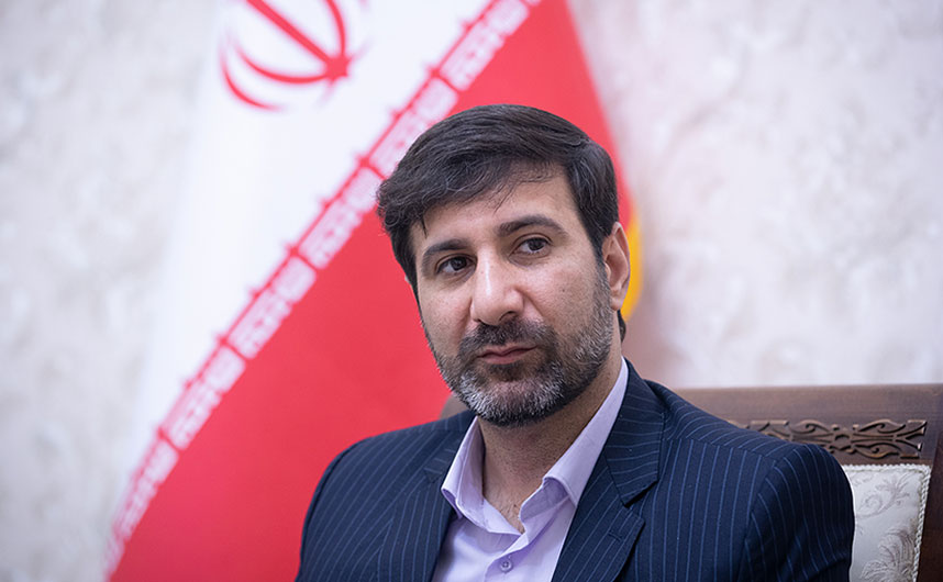 فارس|سخنگوی شورای نگهبان روز عصای سفید را به خبرنگار روشندل فارس تبریک گفت