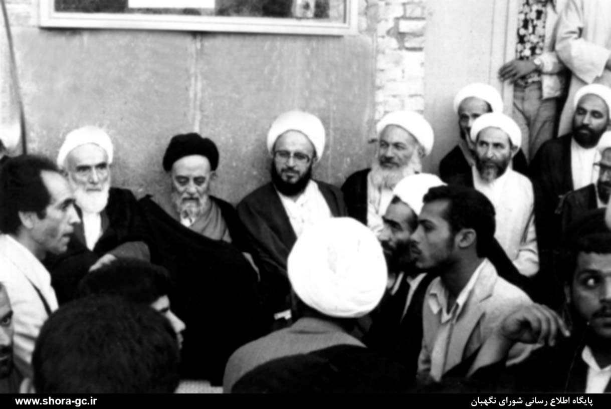 روایتی از زندگی و زمانه آیت‌الله یزدی؛ شخصیتی جامع و اثرگذار + به همراه تصاویری کمتر دیده شده