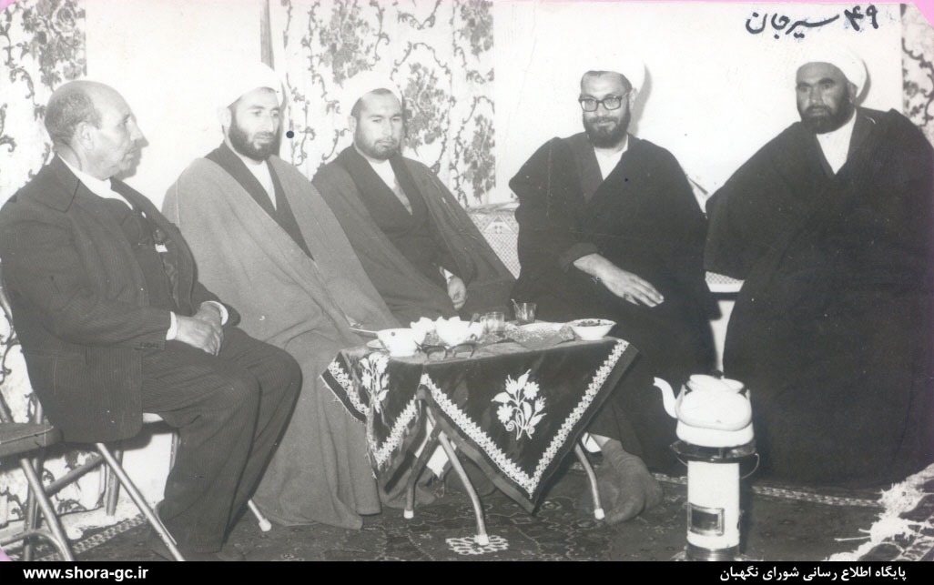 روایتی از زندگی و زمانه آیت‌الله یزدی؛ شخصیتی جامع و اثرگذار + به همراه تصاویری کمتر دیده شده