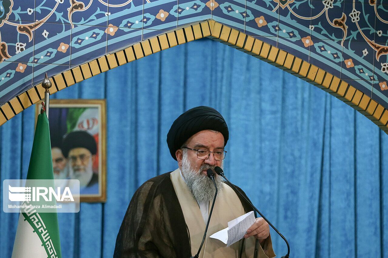 آیت‌الله خاتمی: قصور احتمالی عاملان حادثه معدن طبس پیگیری شود