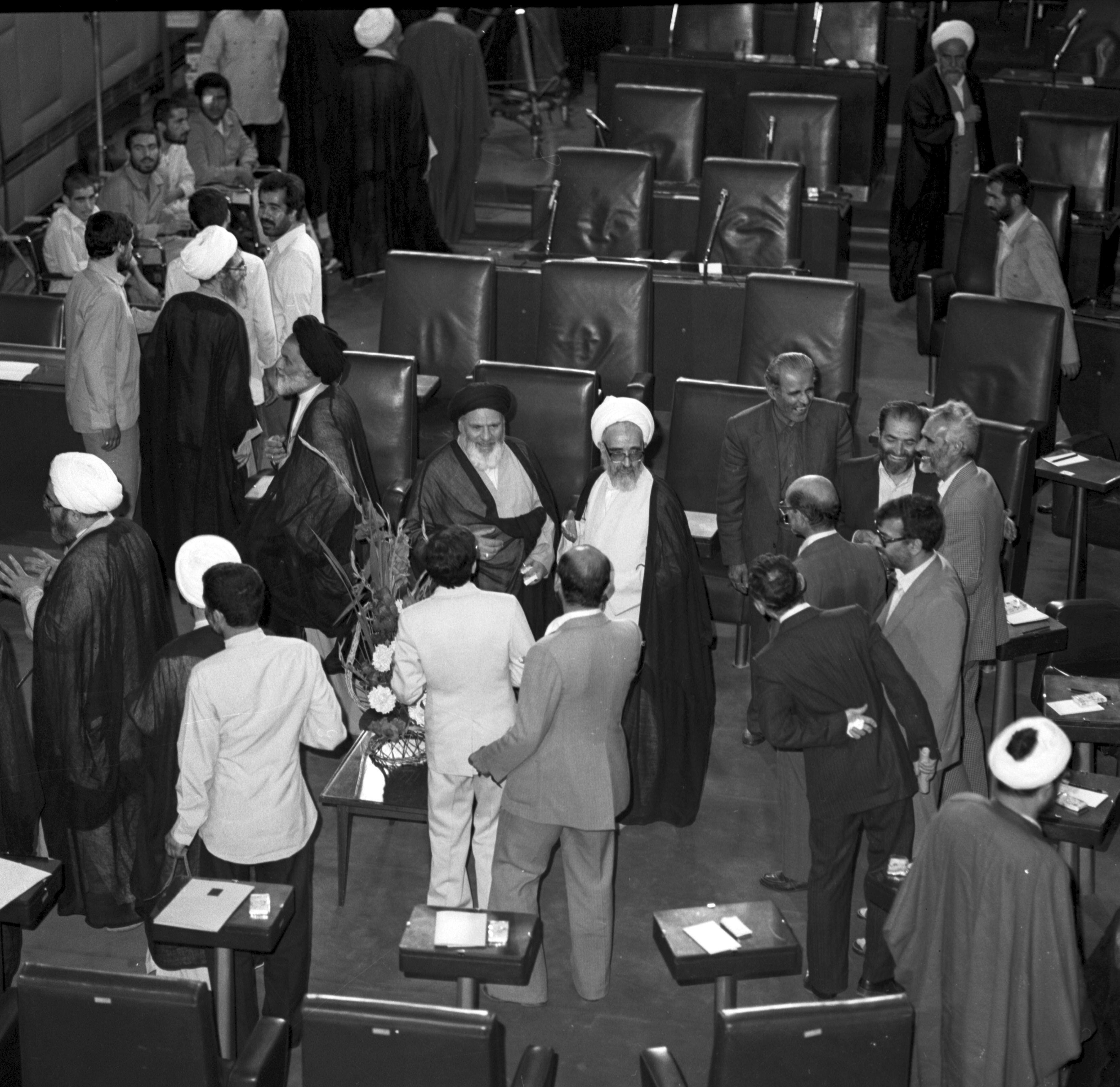 آیتالله صافی گلپایگانی؛ فقیه عالی مقام و مرجع بصیر که دومین دبیر شورای نگهبان بود آیتالله صافی گلپایگانی؛ فقیه عالی مقام و مرجع بصیر که دومین دبیر شورای نگهبان بود