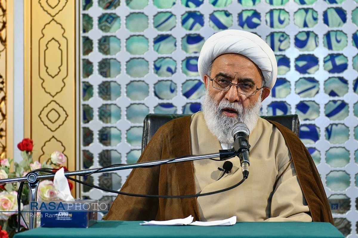 انتخاب آیت الله سید مجتبی خامنهای مرهمی بر آلام کشور است انتخاب آیت الله سید مجتبی خامنهای مرهمی بر آلام کشور است