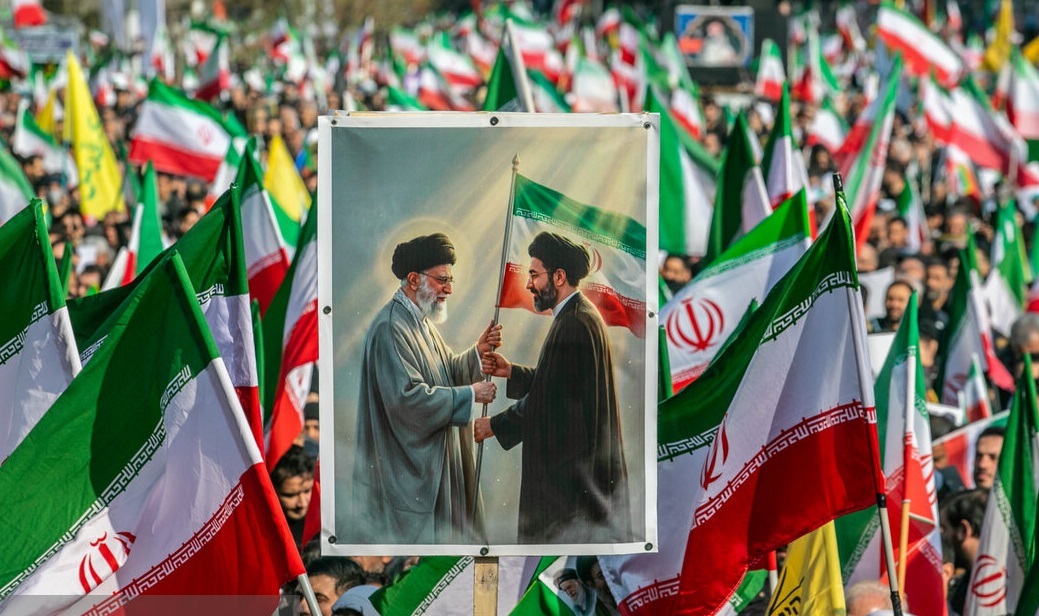 بیعت شبکه نظارت بر انتخابات شورای نگهبان با آیتالله سیدمجتبی خامنهای بیعت شبکه نظارت بر انتخابات شورای نگهبان با آیتالله سیدمجتبی خامنهای