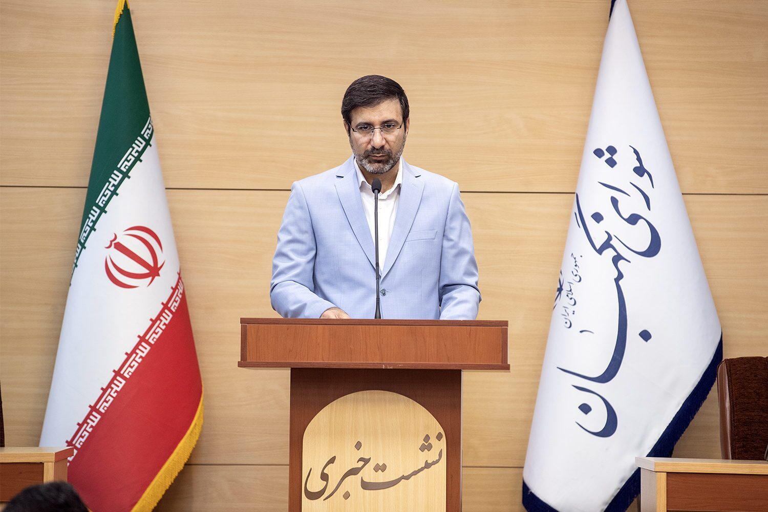 سخنگوی شورای نگهبان خبر داد؛ تایید ۷ موافقتنامه بین‌المللی/ دفاع از حقوق مردم در بررسی ۲ استعلام دیوان عدالت اداری بازخوانی شد/ آیا انتخابات‌های ریاست‌جمهوری و مجلس همزمان برگزار می‌شود؟