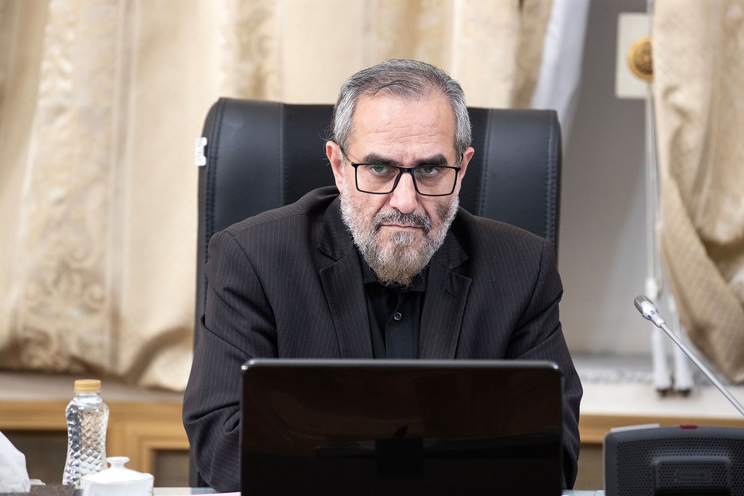 دکتر سیدبهزاد پورسید دکتر سیدبهزاد پورسید