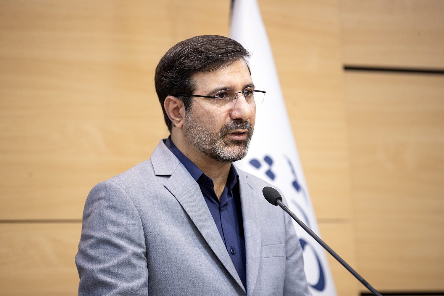 دکتر طحان نظیف خبر داد؛ ۲۴ ناظر شبکه مردمی نظارت شورای نگهبان در جنگ تحمیلی اخیر به شهادت رسیدند/ نظام ما به مشارکت مردم در حکمرانی و اداره کشور باور دارد/ رویکرد شورای نگهبان نسبت به برگزاری تمام الکترونیک انتخابات میان‌دوره‌ای مجلس و خبرگان، مثبت است