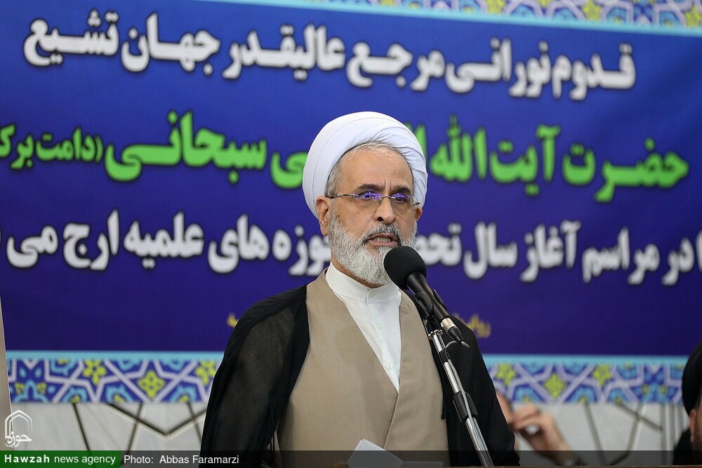 پیام راهبردی رهبر معظم انقلاب راهنمای حرکت امروز و فردای حوزه است / هویت روحانیت ریشه در نبوت و امامت دارد