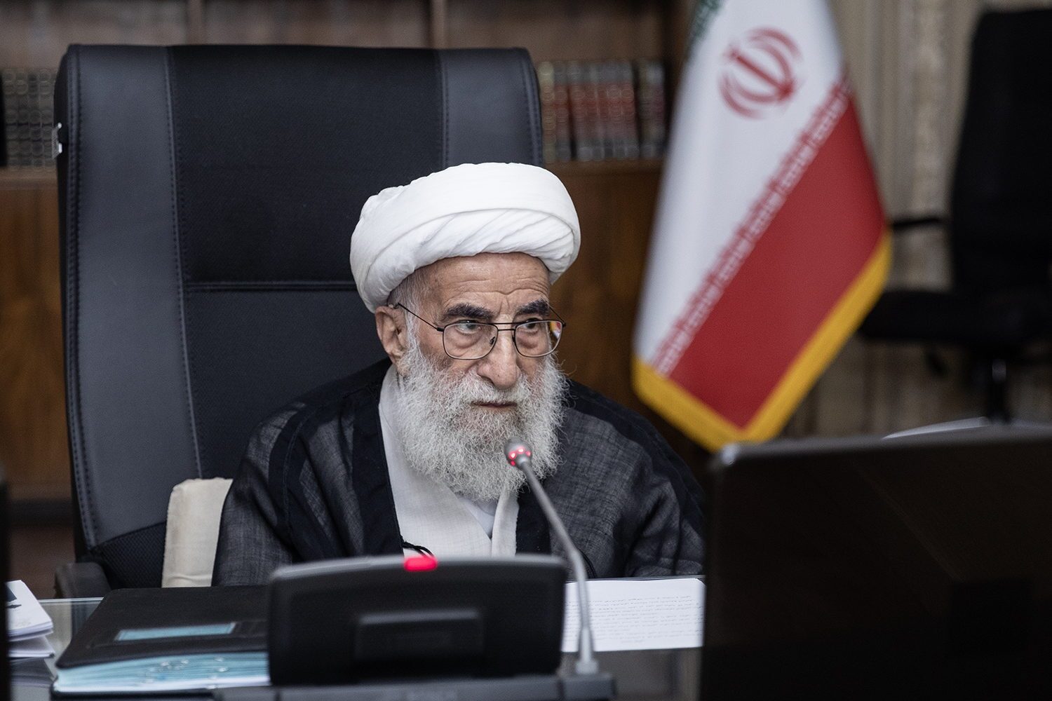 آیت‌الله جنتی: اتحاد دولت‌های اسلامی تنها راه رهایی از استعمار است/ قدردانی از تلاش‌های فراجا و نیرو‌های مسلح و امنیتی در مقابله با توطئه‌های دشمنان