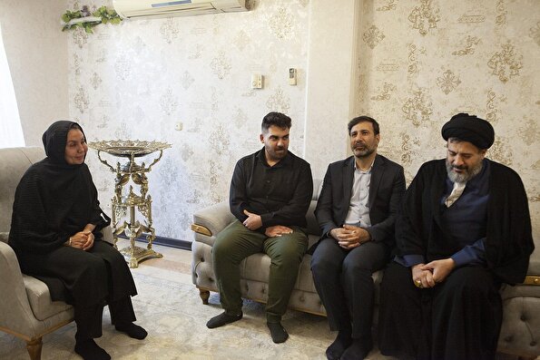 گزارش تصویری دیدار سخنگوی شورای نگهبان با خانواده شهید ناظر «حسن شجاعی»