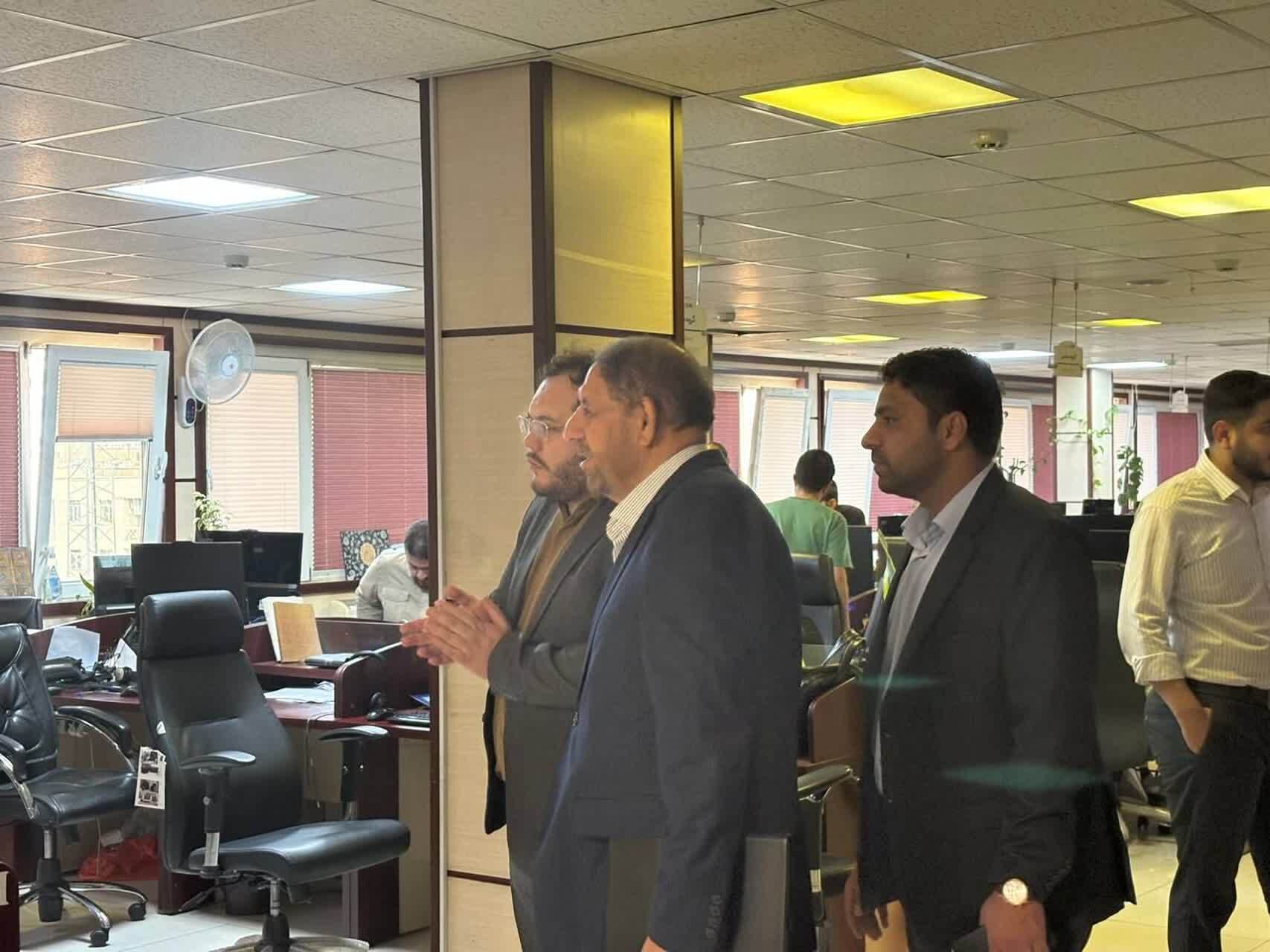 دکتر پروین از خبرگزاری فارس بازدید کرد