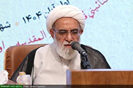 خشیت الهی، رمز فهم عمیق دین در سیره علمی و عملی مرحوم میرزای نائینی بود