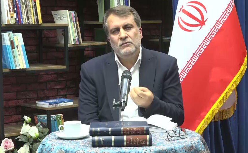 تاکید دکتر مولابیگی بر اهمیت حیاتی آموزش و پرورش در تحقق قانون اساسی/ «مسئولیت‌پذیری» و «شفافیت» دو اقتضای نظام اداری صحیح در قانون اساسی است