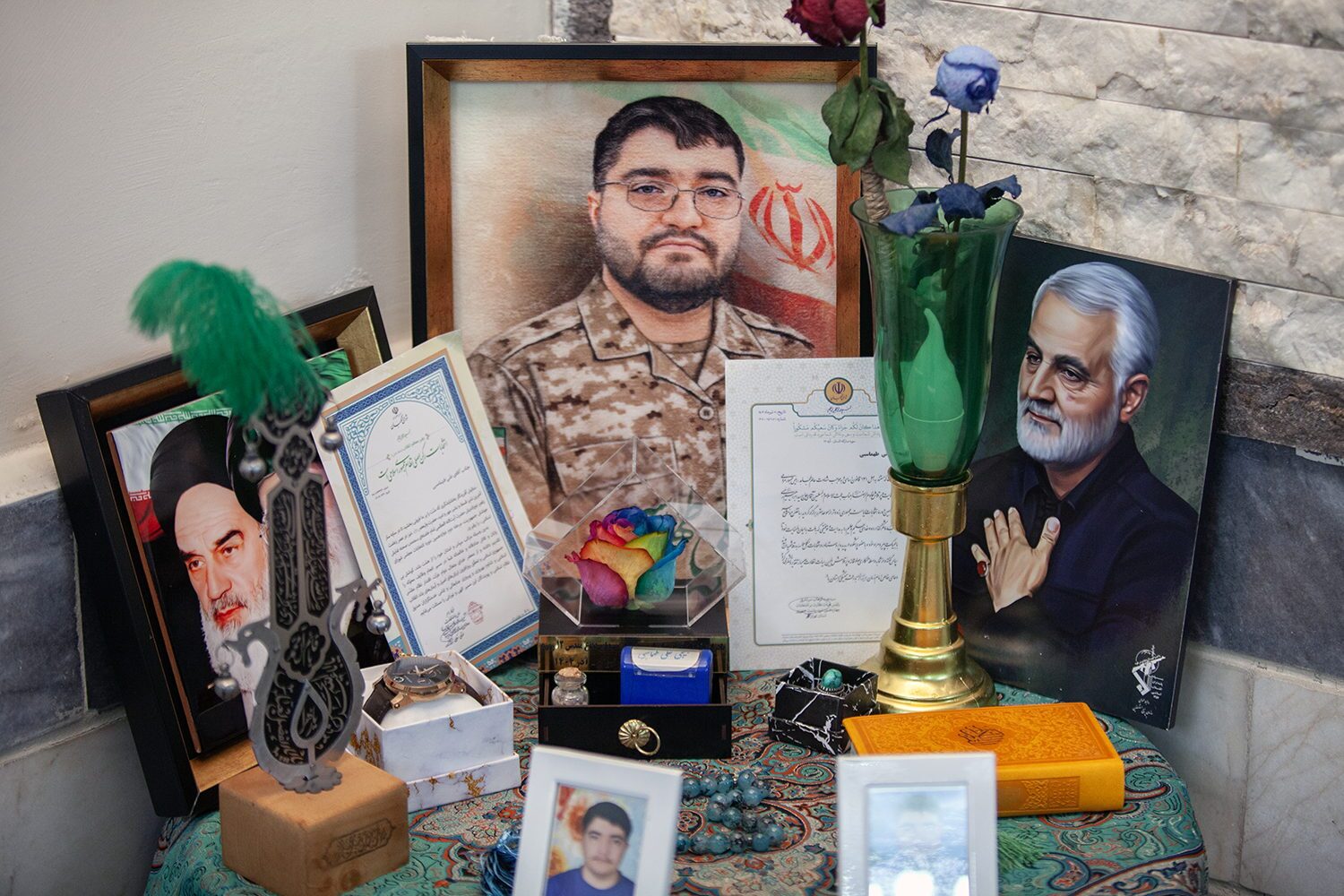 روایت یک دیدار در قیامدشت؛ سخنگوی شورای نگهبان از شهیدانِ ناظر «محمدمرصاد مومنی» و «علی طهماسبی» تجلیل کرد/ دکتر طحاننظیف: شهدا چهره بدون روتوش دشمن را نشان دادند روایت یک دیدار در قیامدشت؛ سخنگوی شورای نگهبان از شهیدانِ ناظر «محمدمرصاد مومنی» و «علی طهماسبی» تجلیل کرد/ دکتر طحاننظیف: شهدا چهره بدون روتوش دشمن را نشان دادند