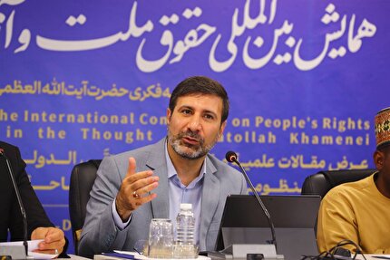 برگزاری جلسه ارائه مقالات علمی منتخب همایش بین‌المللی حقوق ملت و آزادی‌های مشروع در منظومه فکری حضرت آیت‌الله‌العظمی خامنه‌ای/ دکتر طحان‌نظیف: اندیشه‌های رهبر معظم انقلاب در این حوزه‌ها نیازمند واکاوی و ارائه دقیق در مجامع علمی است