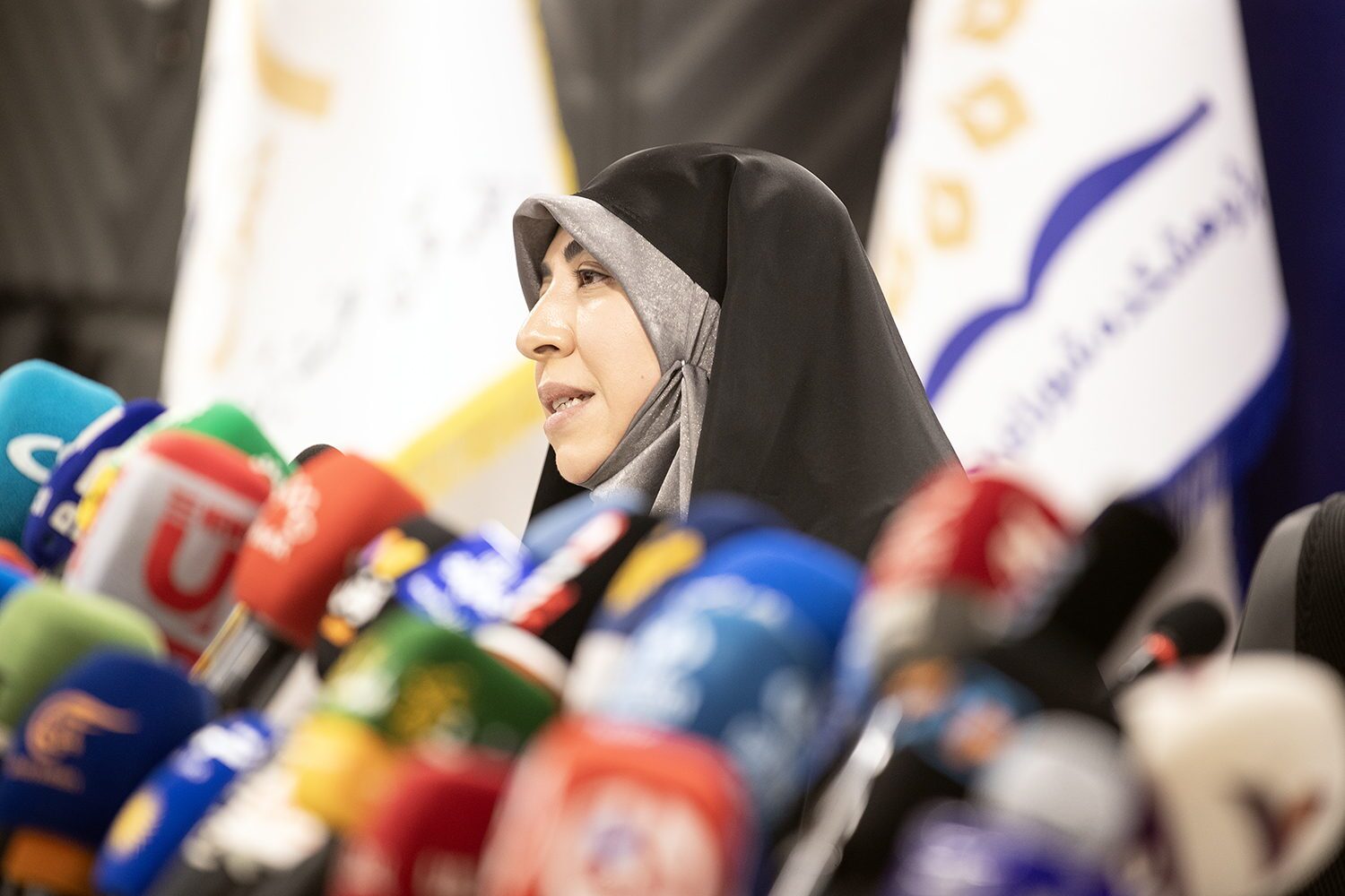 دکتر کدخدایی: مقام معظم رهبری ضامن حقوق ملت و آزادی&zwnj;ها هستند/ آیت&zwnj;الله سعدی: ایشان پیشگام حقوق عامه هستند/ دکتر غفاری: زنان در اندیشه رهبری نقش تمدن&zwnj;سازی دارند/ دکتر اسحاقی: همایش &laquo;حقوق ملت و آزادی&zwnj;های مشروع&raquo; گامی فاخر در راستای پاسداری از قانون اساسی است