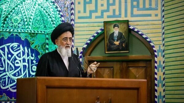 ضربات نیروهای مسلح و مقاومت مردم، دشمن را وادار به عقبنشینی میکند ضربات نیروهای مسلح و مقاومت مردم، دشمن را وادار به عقبنشینی میکند