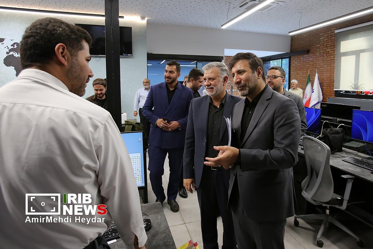 حضور ۴ ساعته سخنگوی شورای نگهبان در باشگاه خبرنگاران جوان و خبرگزاری صدا و سیما/ تقدیر از تلاشگران عرصه آگاهی و گفتوشنود صمیمی با خبرنگاران حضور ۴ ساعته سخنگوی شورای نگهبان در باشگاه خبرنگاران جوان و خبرگزاری صدا و سیما/ تقدیر از تلاشگران عرصه آگاهی و گفتوشنود صمیمی با خبرنگاران