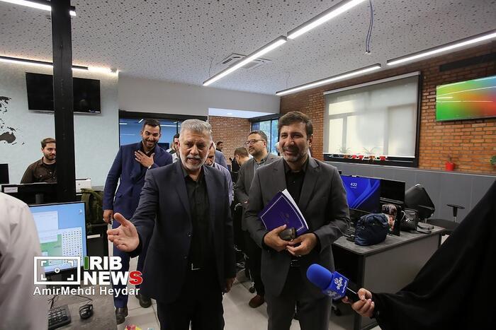 حضور ۴ ساعته سخنگوی شورای نگهبان در باشگاه خبرنگاران جوان و خبرگزاری صدا و سیما/ تقدیر از تلاشگران عرصه آگاهی و گفتوشنود صمیمی با خبرنگاران حضور ۴ ساعته سخنگوی شورای نگهبان در باشگاه خبرنگاران جوان و خبرگزاری صدا و سیما/ تقدیر از تلاشگران عرصه آگاهی و گفتوشنود صمیمی با خبرنگاران