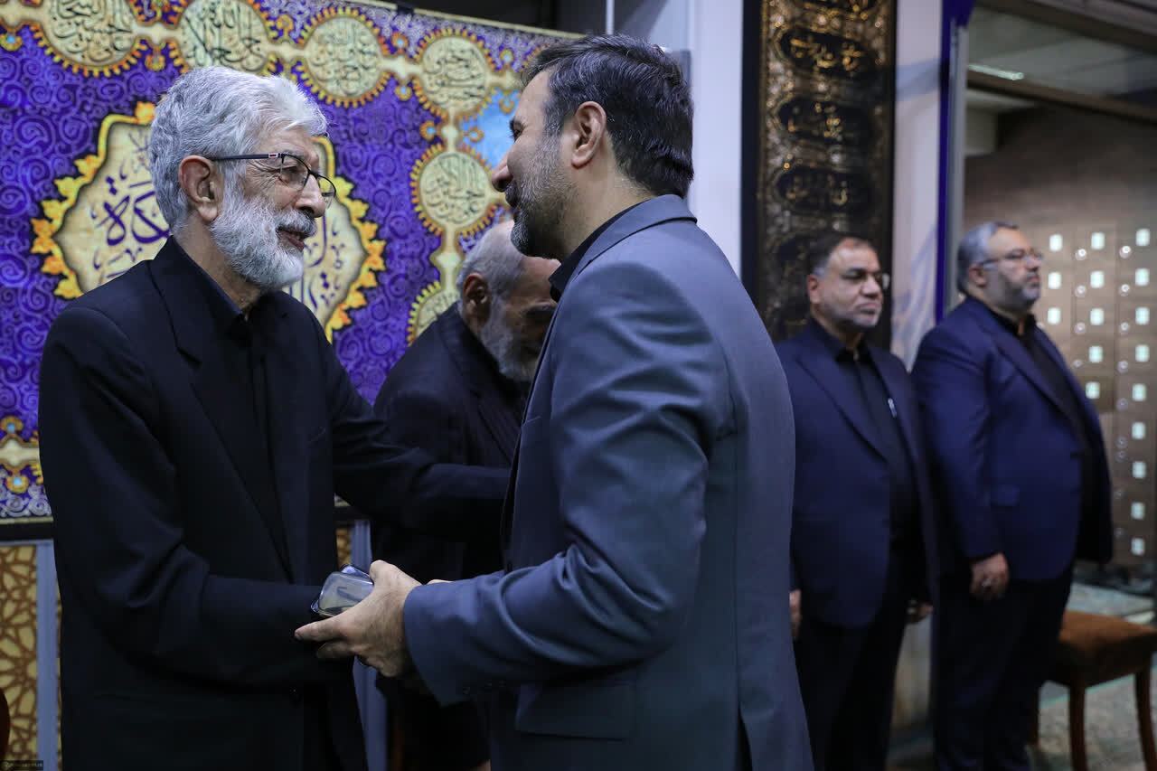 دکتر طحان‌نظیف: مردم ایران پس از شهادت رهبر با قدرت بیشتری پای آرمان‌های انقلاب ایستاده‌اند