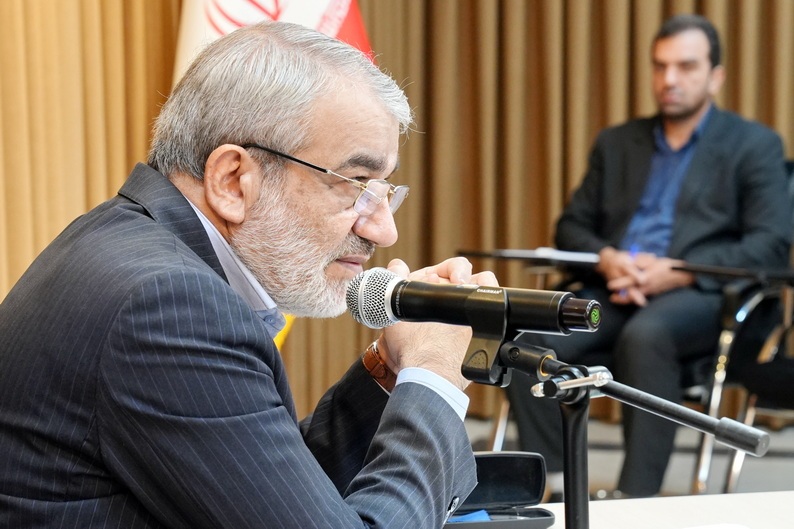تاکید دکتر کدخدایی بر ضرورت تحول بنیادین در نظام قانونگذاری مبتنی بر منظومه فکری رهبر شهید تاکید دکتر کدخدایی بر ضرورت تحول بنیادین در نظام قانونگذاری مبتنی بر منظومه فکری رهبر شهید