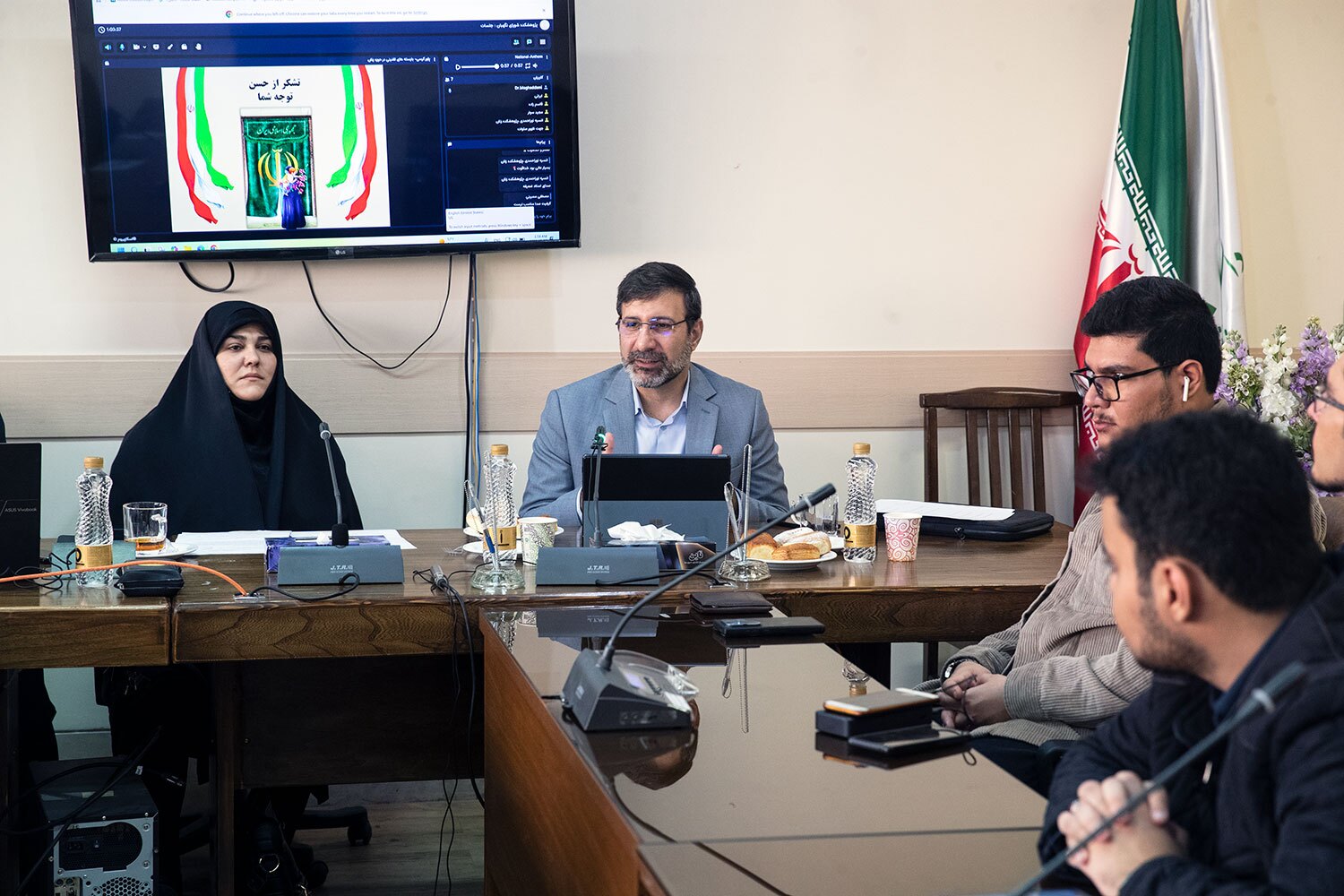 دکتر طحاننظیف: از منظر آیتالله خامنهای (ره) قانونگذاری در حوزه زنان باید پاسخی به نیازهای واقعی زن و ضامن تعادل میان حقوق و تکالیف باشد دکتر طحاننظیف: از منظر آیتالله خامنهای (ره) قانونگذاری در حوزه زنان باید پاسخی به نیازهای واقعی زن و ضامن تعادل میان حقوق و تکالیف باشد